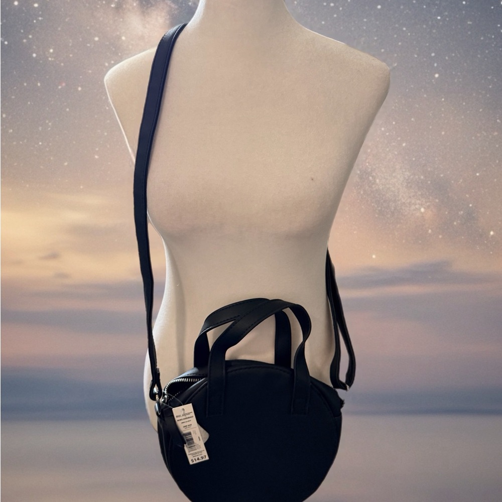 Elegant Black Crossbody‎ Bag